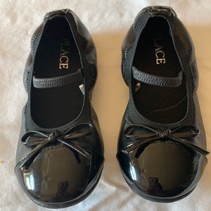 Black toddler slipper shoes